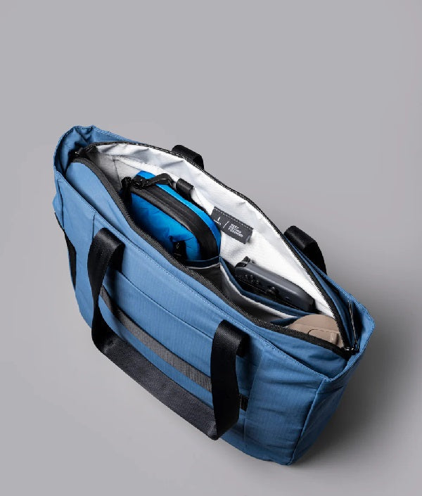 Alpaka Metro Tote
